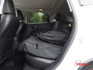 2017 Jeep Compass folding rear seats