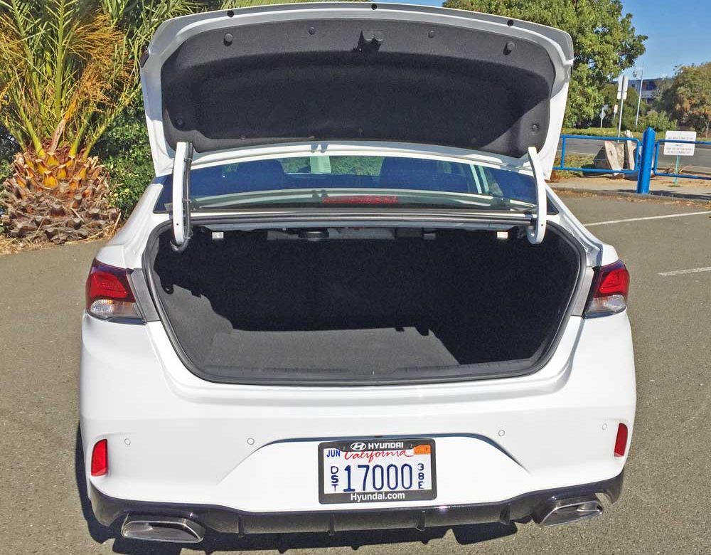 2018 Hyundai Sonata 2.0T Trunk