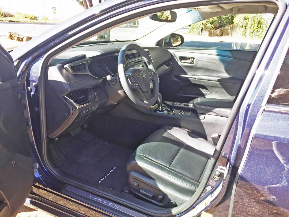 2017 Toyota Avalon Hybrid