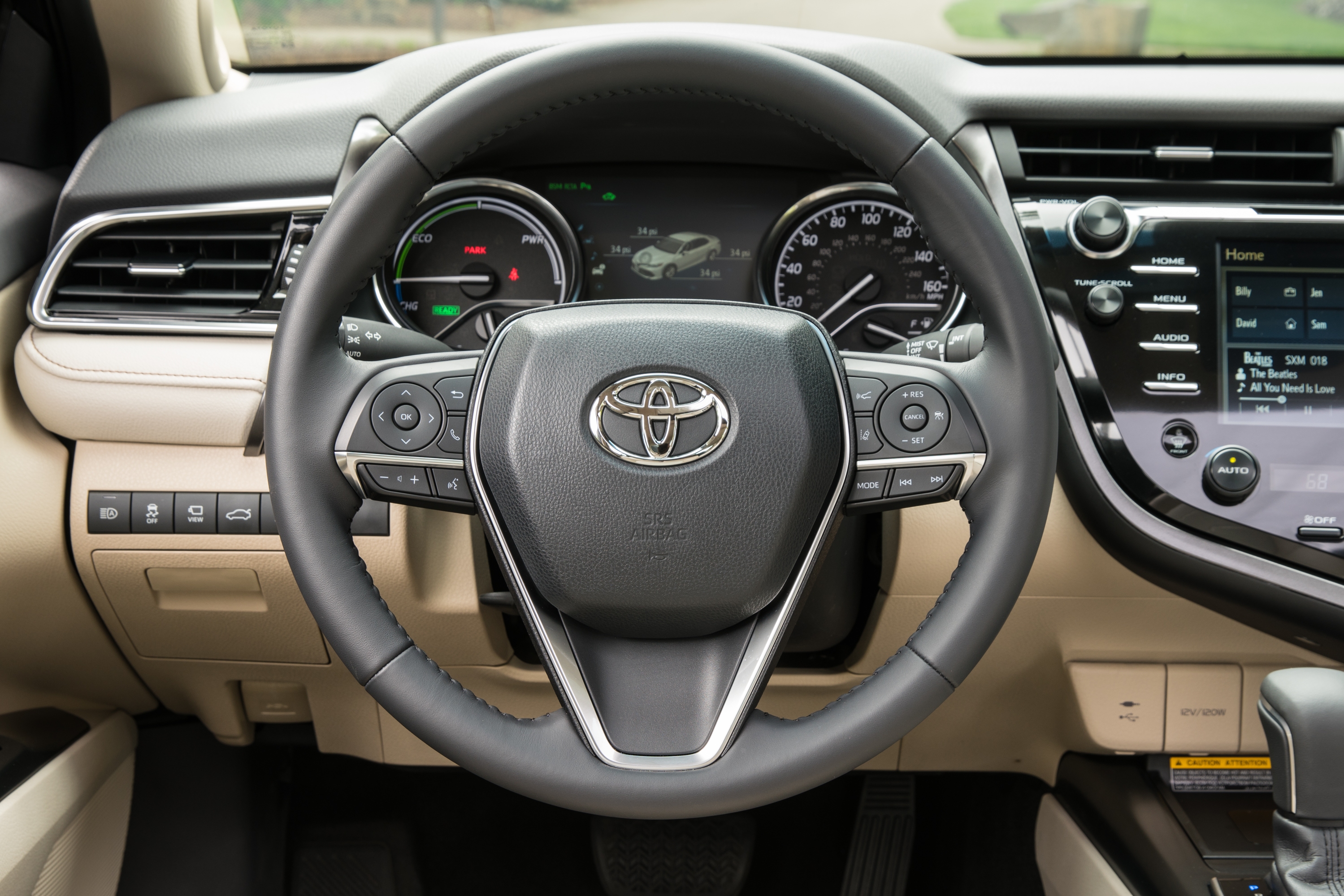 2018 Toyota Camry XLE Hybrid