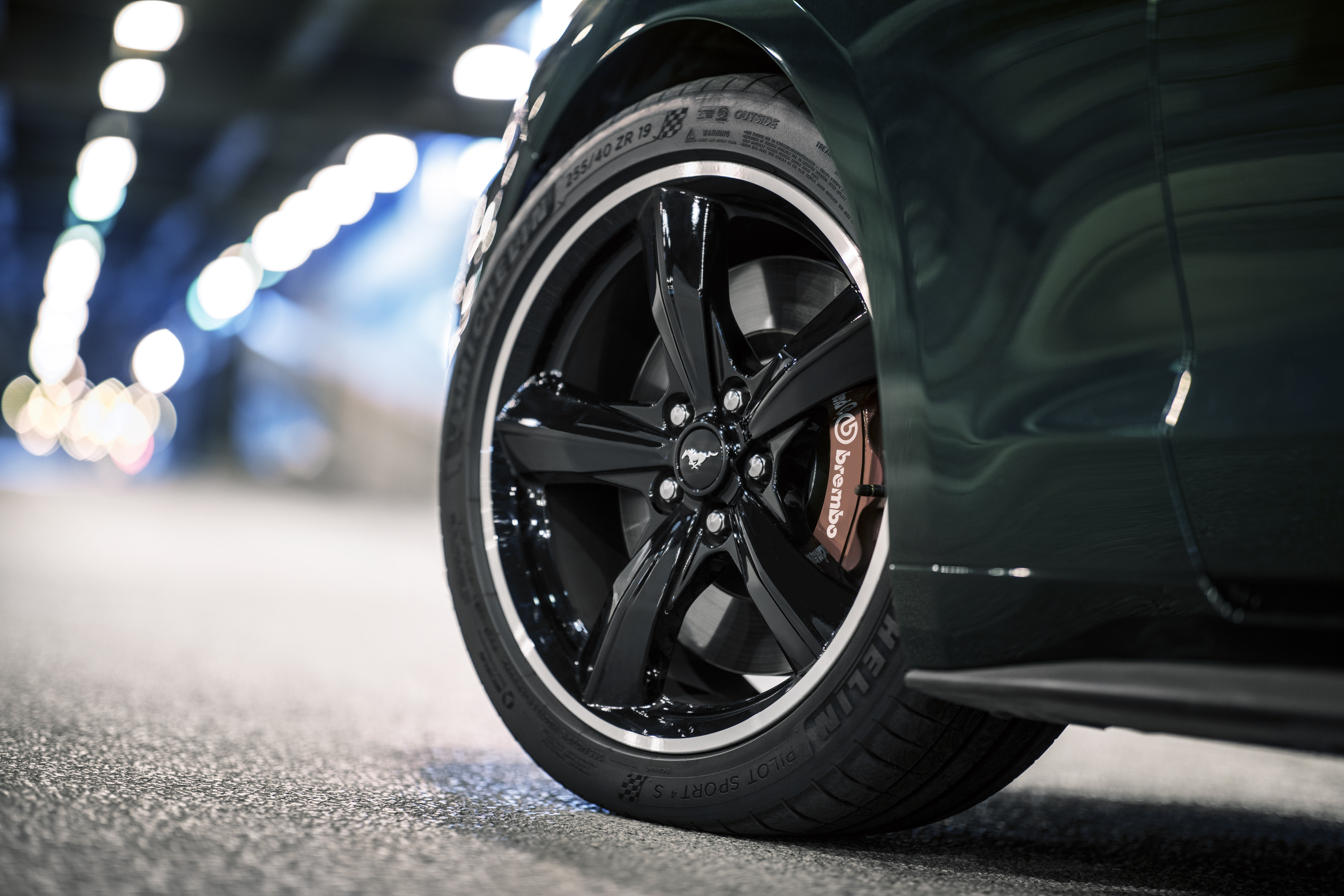 Ford Mustang Bullitt - Barrett-Jackson Charity Auction