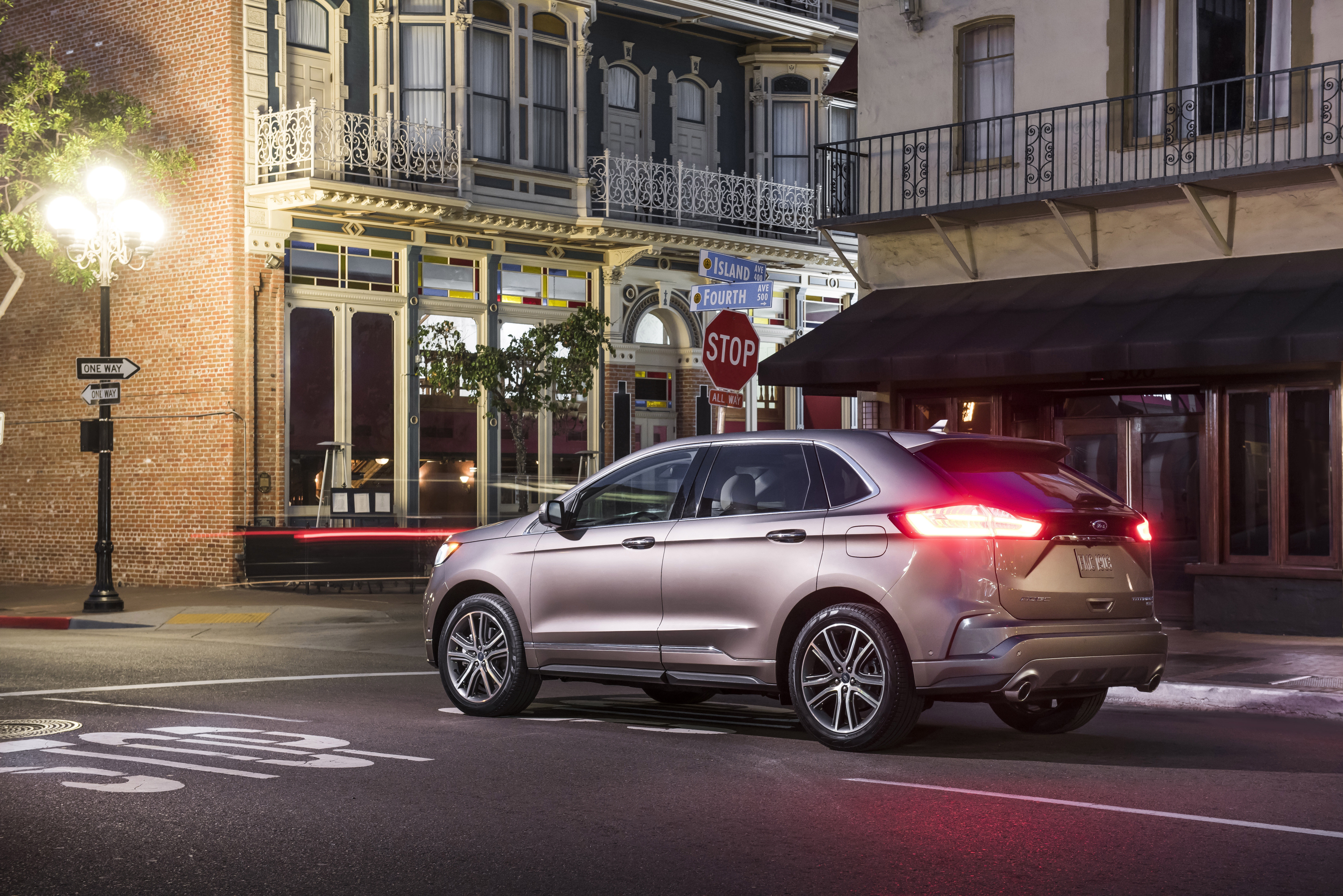 2019 Ford Edge Titanium Elite