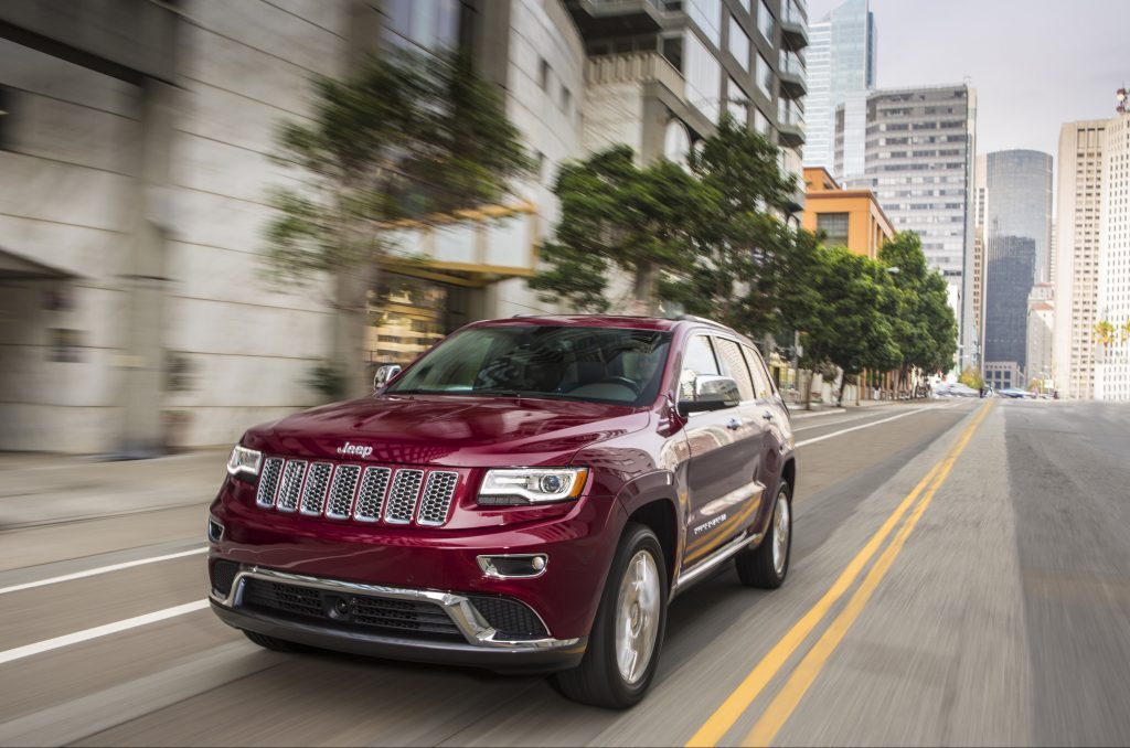 Ford Explorer and Jeep Grand Cherokee fail IIHS Small Passenger Frontal Overlap Test