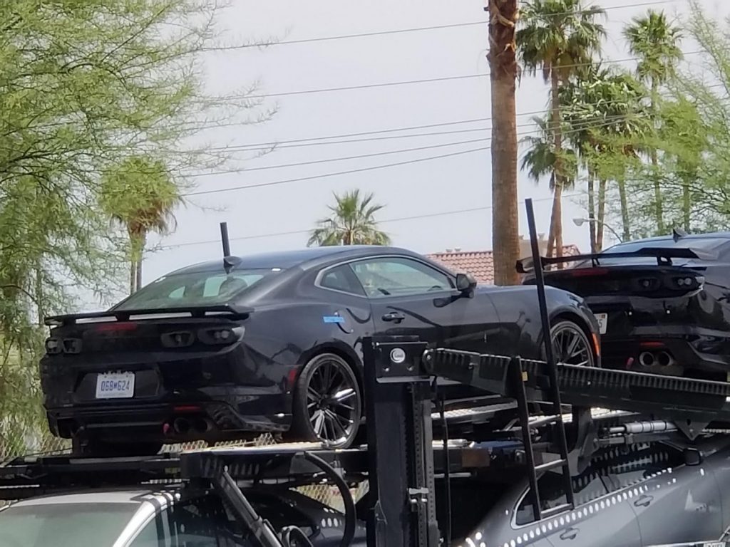 2019 Camaro ZL1 spy shots