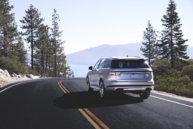 2020 Lincoln Aviator