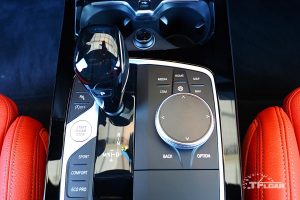 command center 2020 BMW M235i