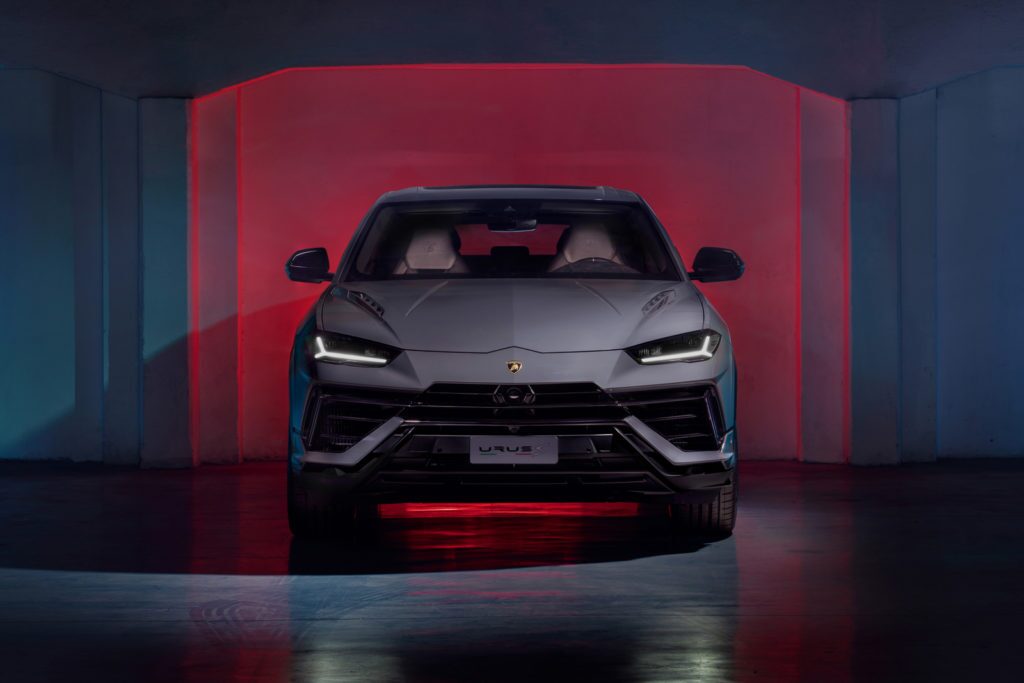 2023 Lamborghini Urus S