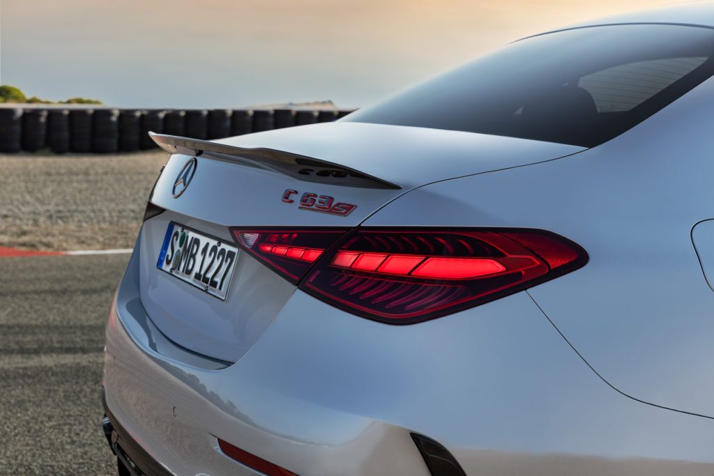 2024 Mercedes-AMG C 63 S E Performance