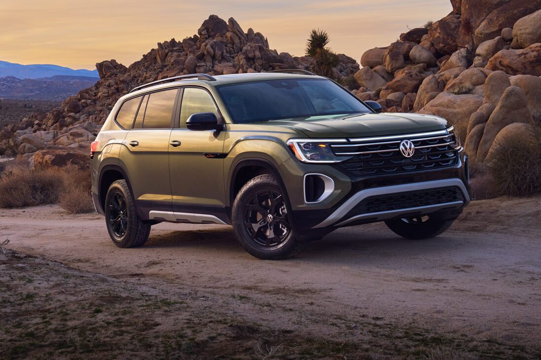 2024 Volkswagen Atlas Peak Edition