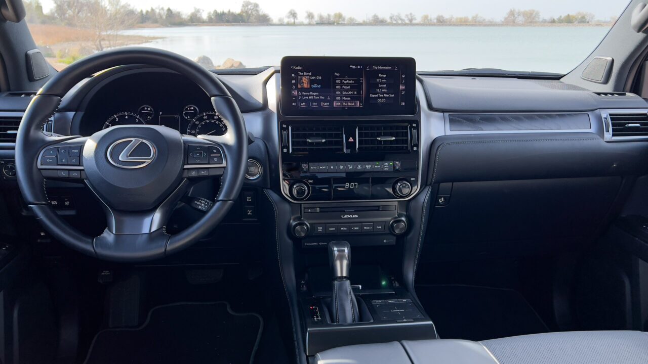 2023 Lexus GX 460 Black Line - Review
