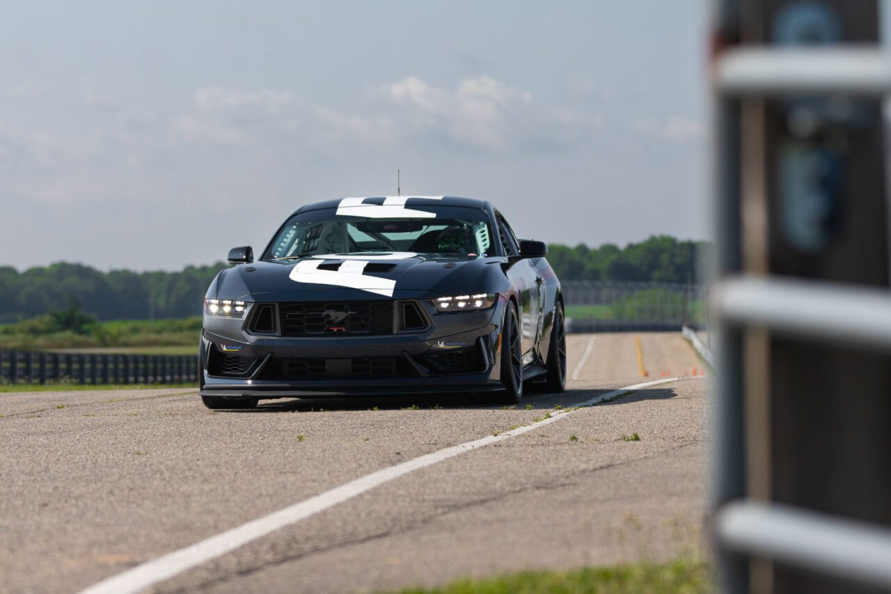 2024 Ford Mustang Dark Horse R