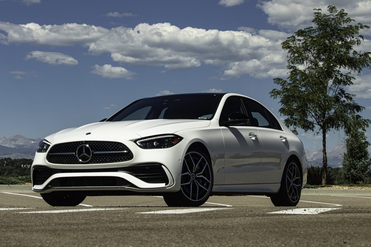 2023 Mercedes-Benz C300