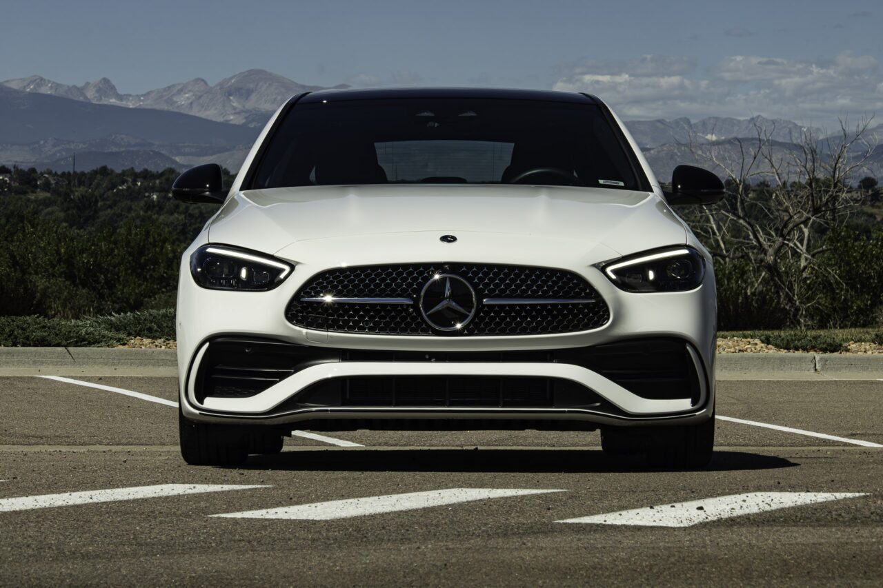 2023 Mercedes-Benz C300