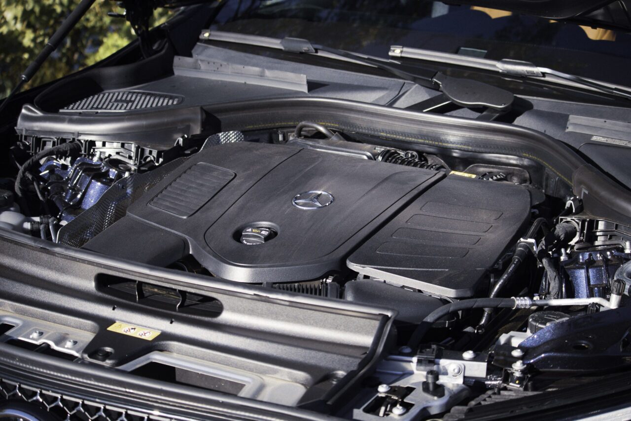 2023 Mercedes-Benz GLC300 - review