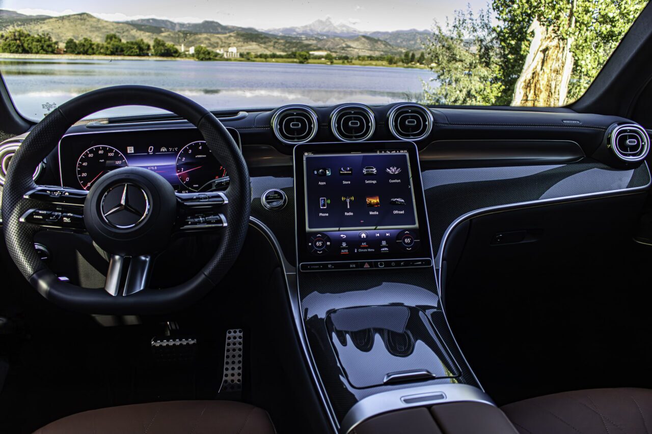 2023 Mercedes-Benz GLC300 - review