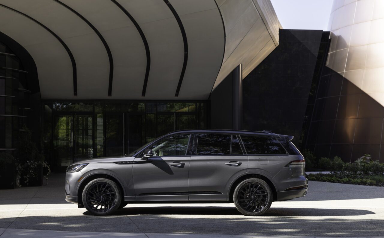 2025 Lincoln Aviator