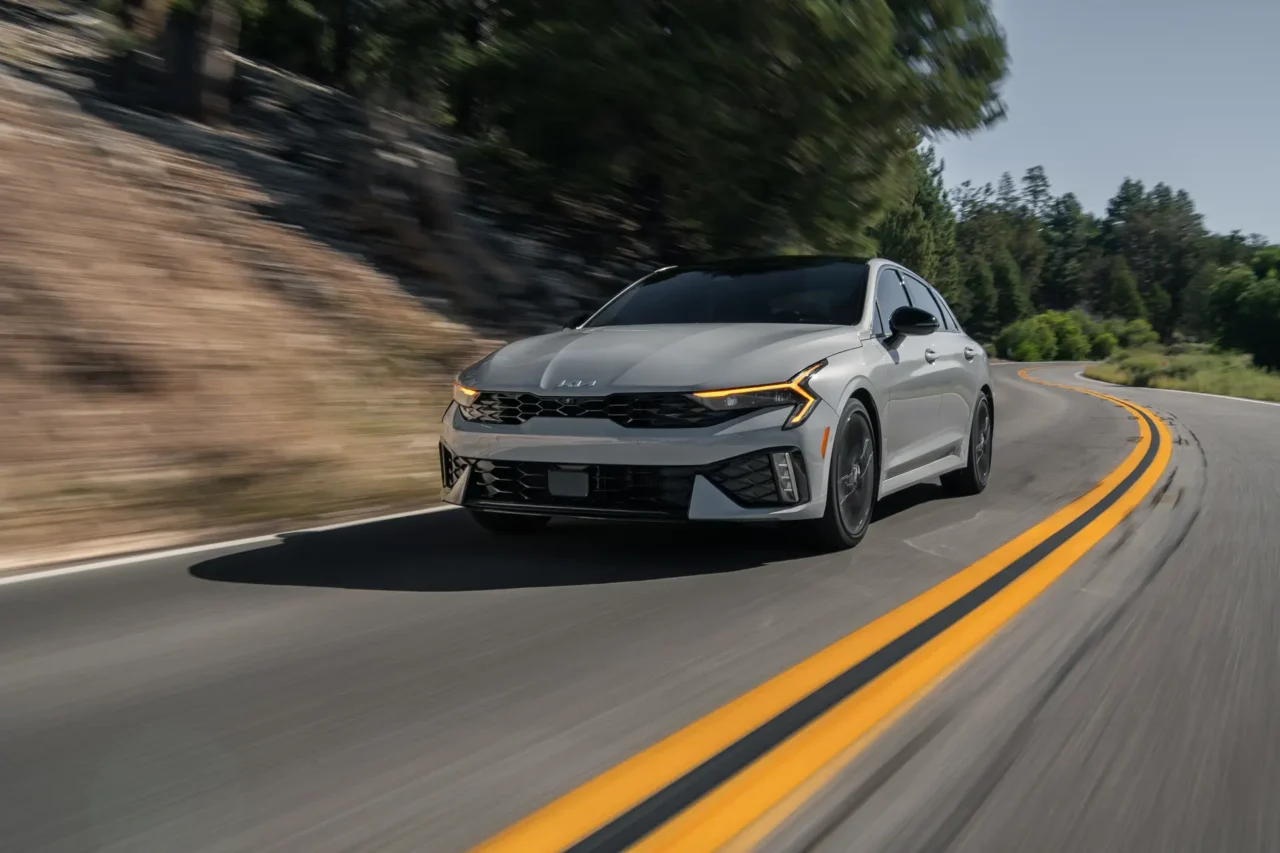 2025 Kia K5 updates - news