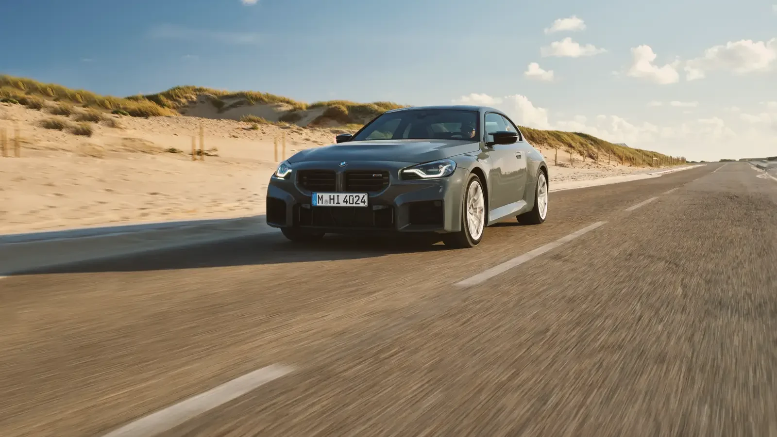 2025 BMW M2