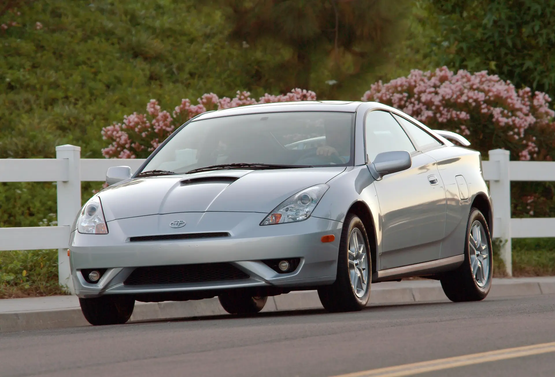 Toyota Celica - featured