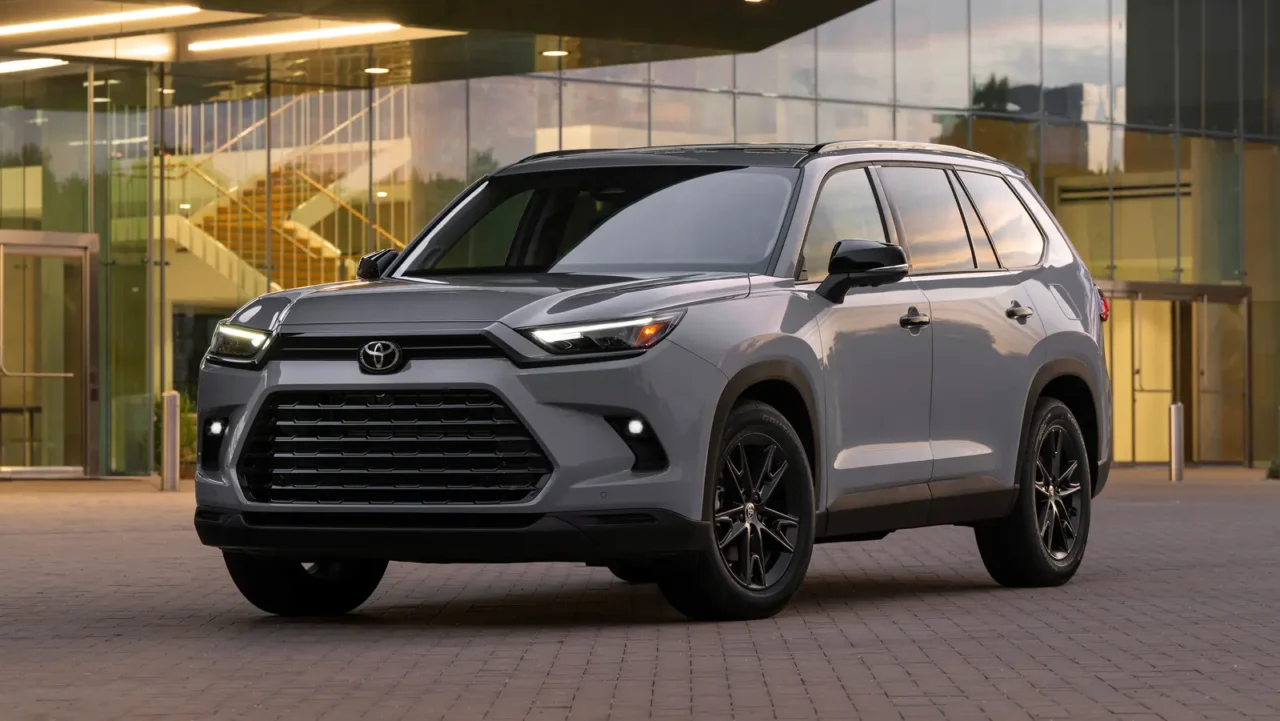 2025 Toyota Grand Highlander Hybrid Nightshade