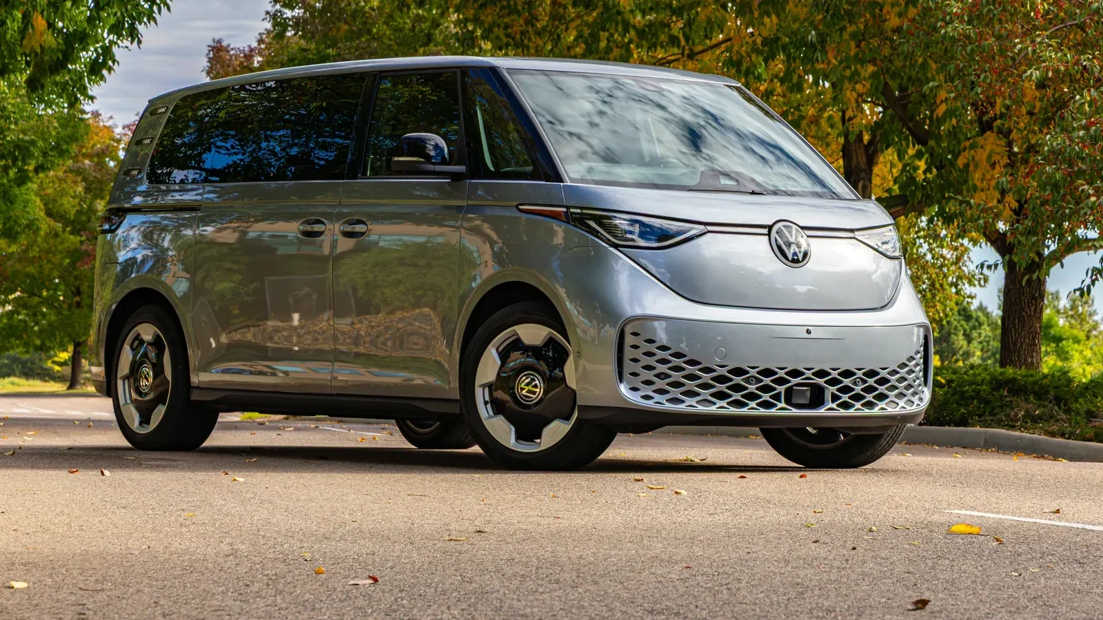 2025 Volkswagen ID. Buzz Pro S Plus review