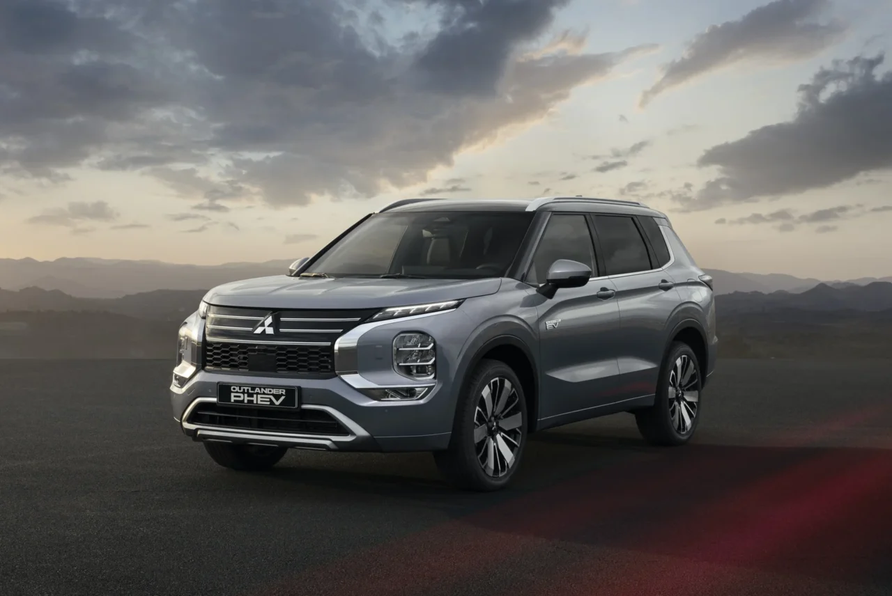 2026 Mitsubishi Outlander PHEV