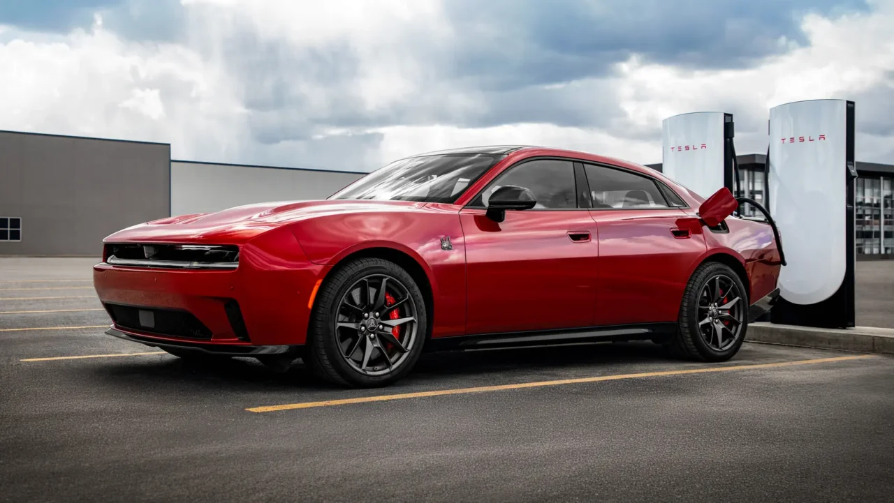 Dodge Charger Daytona Tesla Supercharger - 2