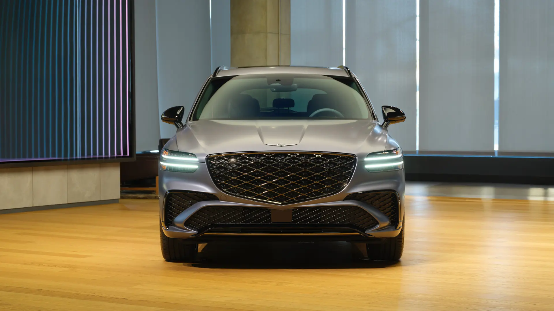 Genesis Premieres New Top-End Prestige Graphite Trim for the 2027