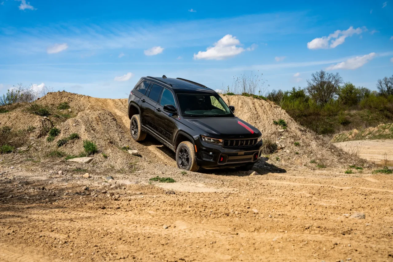 2027 Jeep Grand Cherokee Trailhawk