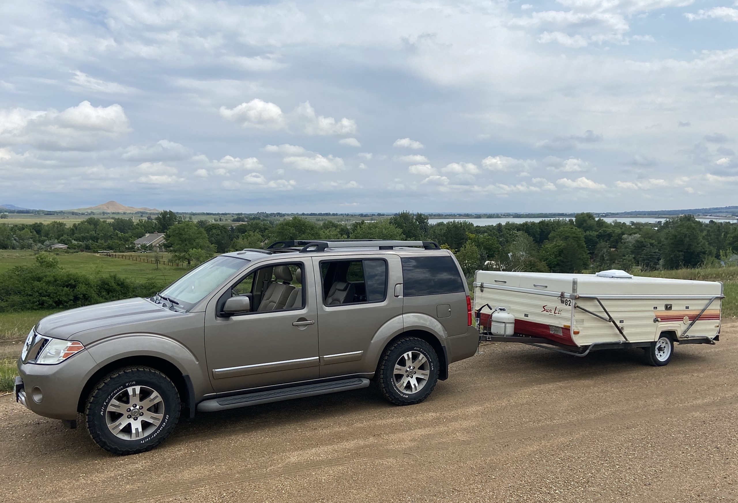 08 Pathfinder with Popup - The Fast Lane Truck