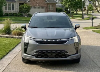 The 2027 Chrysler Pacifica Offers Up a Fresh Look Without a Major Price Hike (And In Some Cases, Even a Discount)