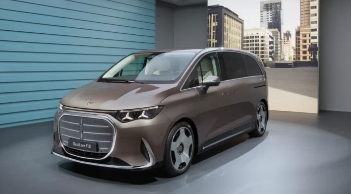 The 2028 Mercedes-Benz VLE Takes the Minivan Into More Luxurious (and Electric) Territory