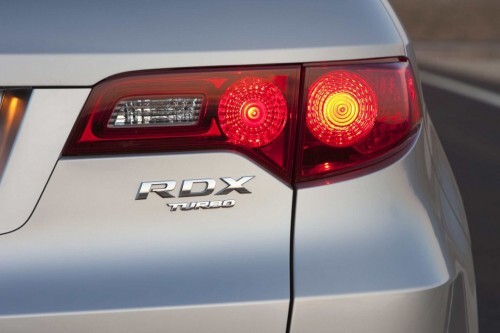 2011-Acura-RDX-Taillight-500x333