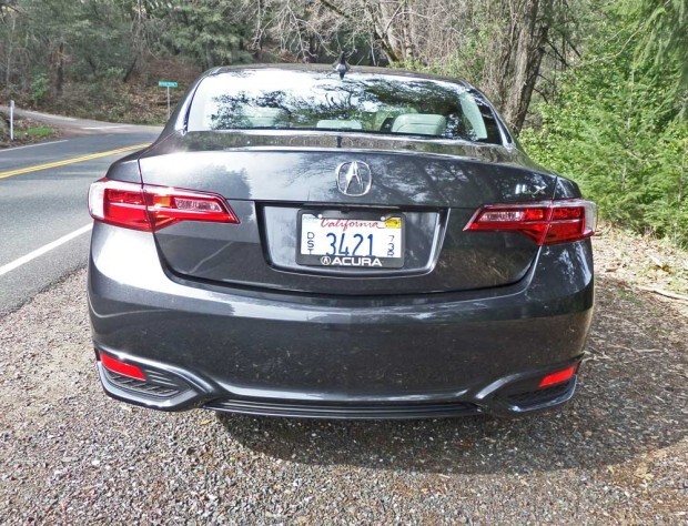 Acura-ILX-Tail