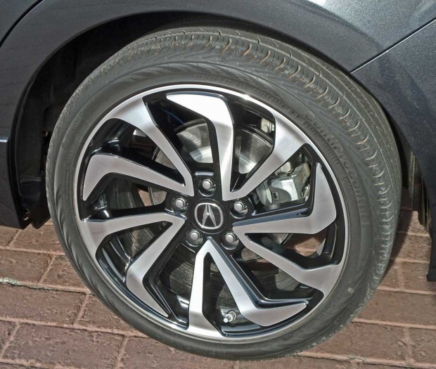 Acura-ILX-Whl