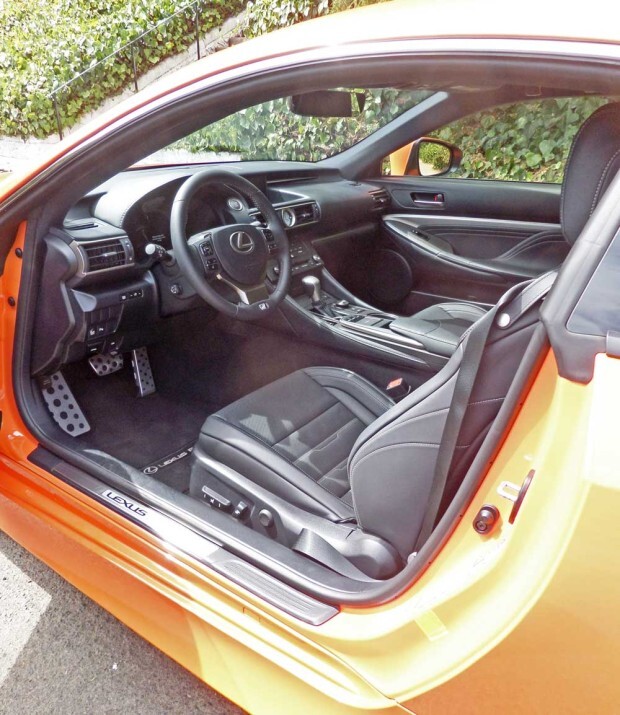 Lexus-RC-350-F-Sport-Int