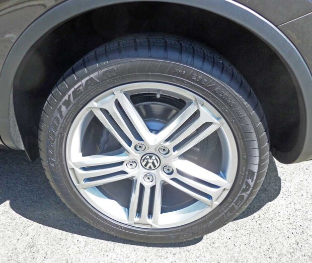 2015-VW-Touareg-Wheel