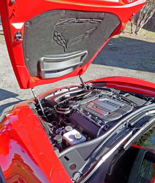 2016-Chevy-Corvette-ZO6-Conv-LT4-V8-engine