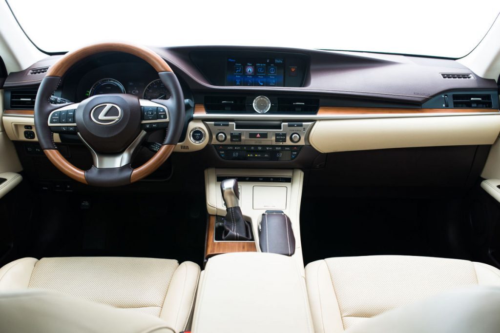 2016 Lexus ES 300h Hybrid