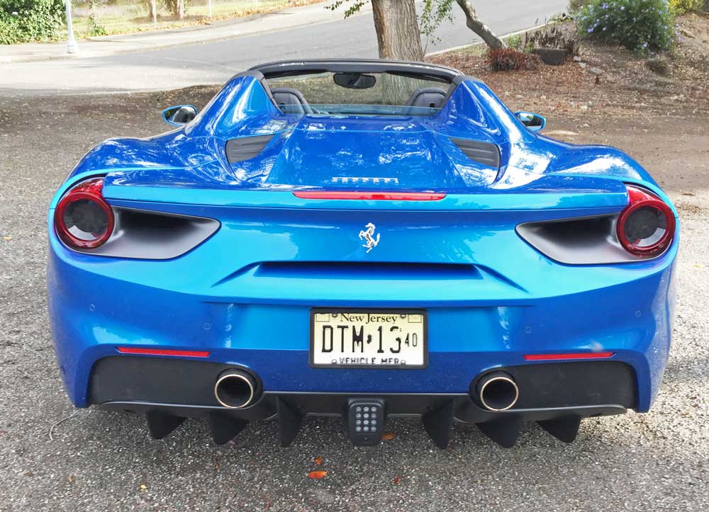 ferrari-488-spider-tail