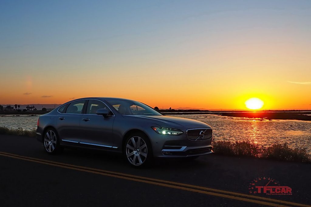 2017 Volvo S90