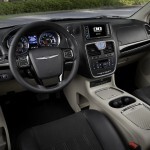 2014 chrysler town and country dash interior
