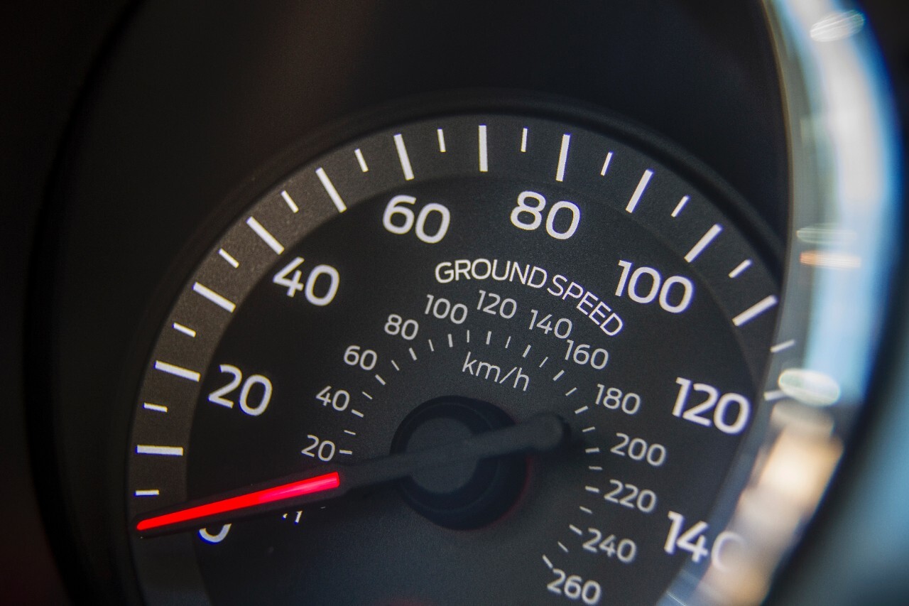 Ford Mustang EcoBoost speedometer