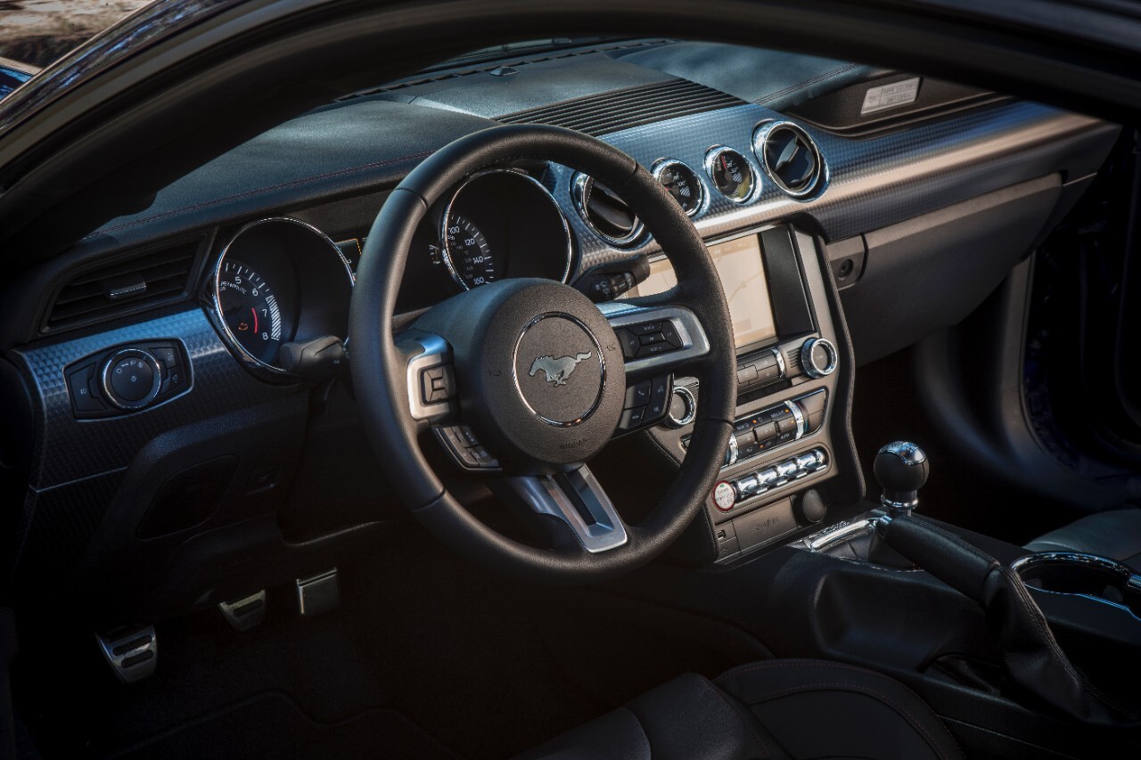 Ford Mustang EcoBoost interior