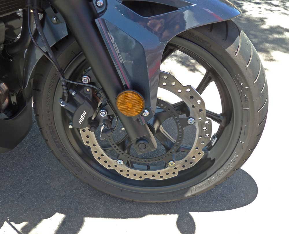 Honda-CTX-700-DCT-ABS-FWhl