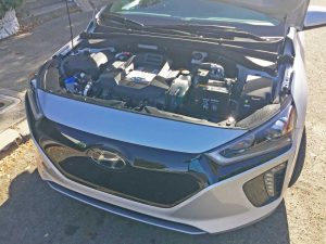 Hyundai-Ioniq-Electric-Mot