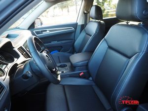 2018 Volkswagen Atlas front row seat