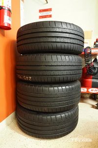 Michelin Pilot Super Sport tires