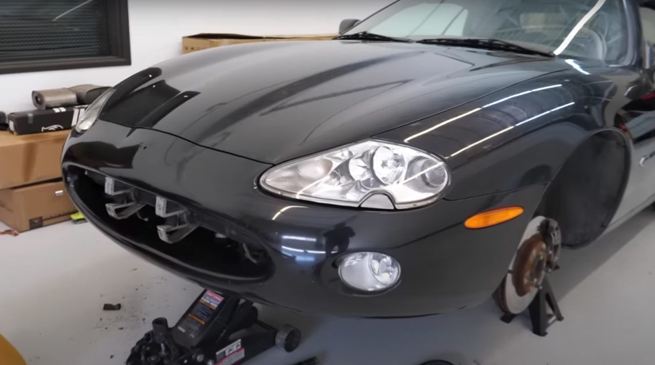 Jaguar XK8 - 'Stud to Dud' video