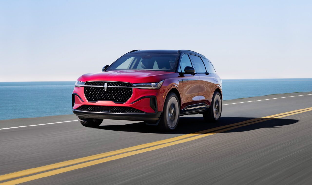 2024 Lincoln Nautilus Reserve - featured